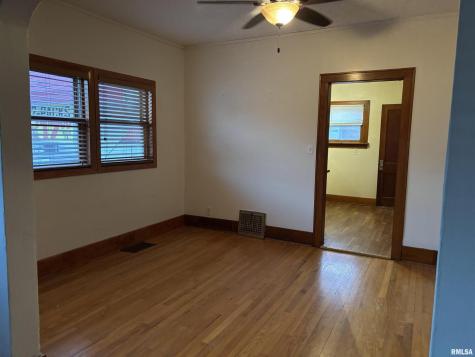 3316 Avenue Of The Cities Avenue Moline IL 61265