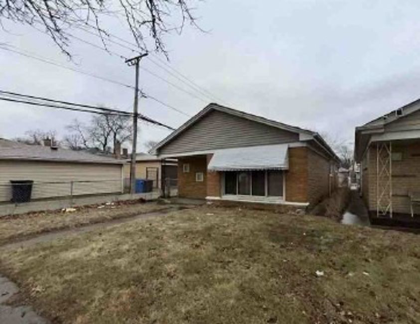 9315 South East End Avenue Chicago IL 60617