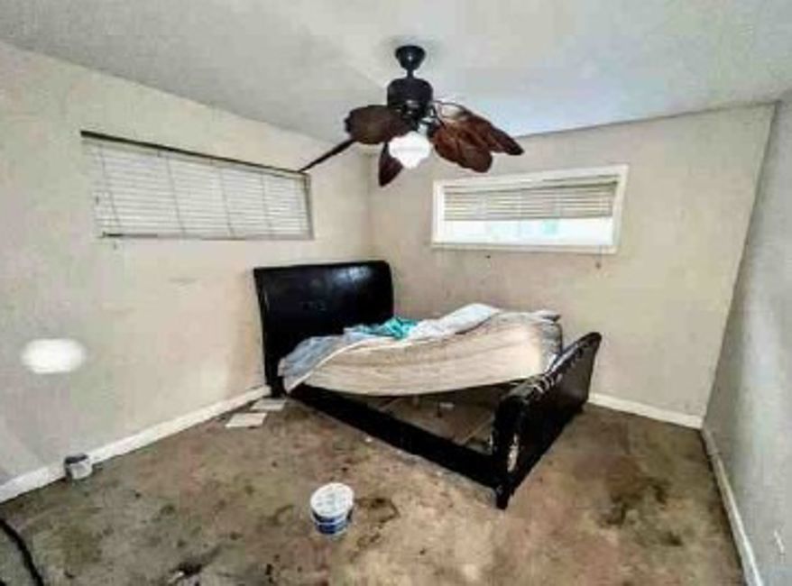 9315 South East End Avenue Chicago IL 60617