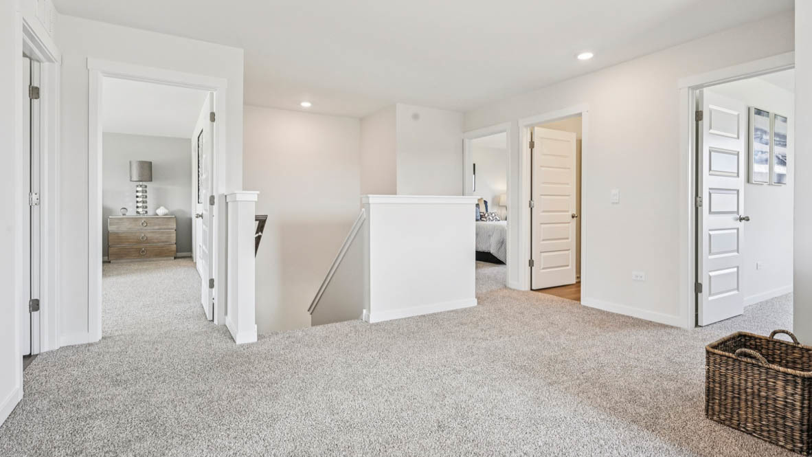 1858 Keating Drive Aurora IL 60503