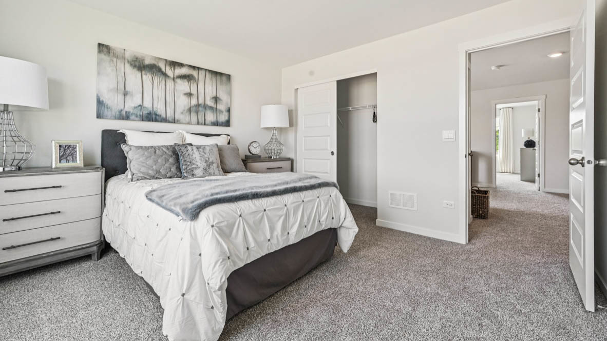 1858 Keating Drive Aurora IL 60503