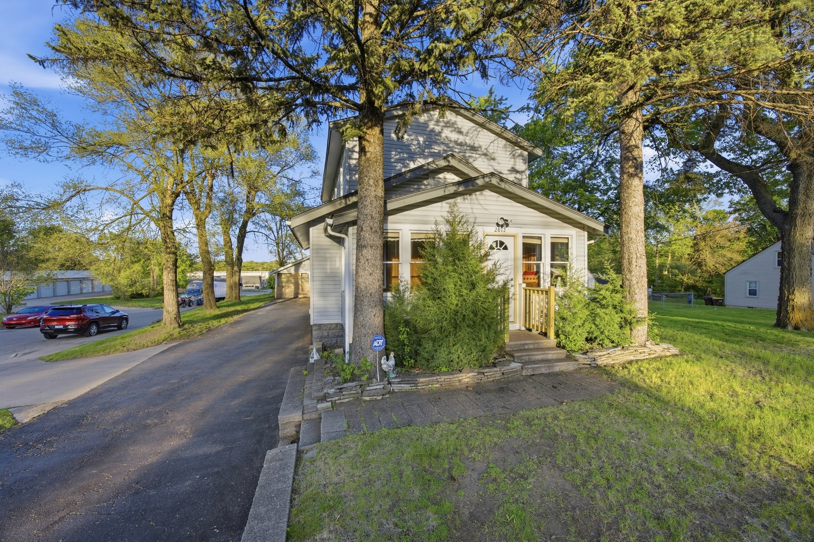 2812 20TH Street Rockford IL 61109
