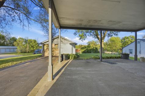 2812 20TH Street Rockford IL 61109