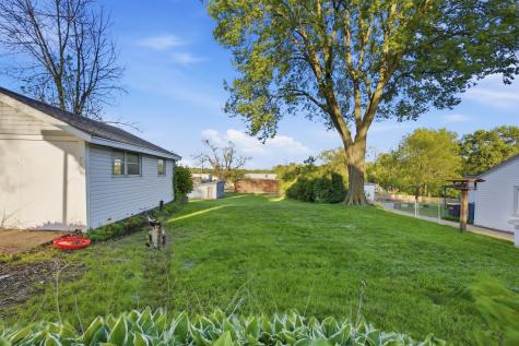 2812 20TH Street Rockford IL 61109