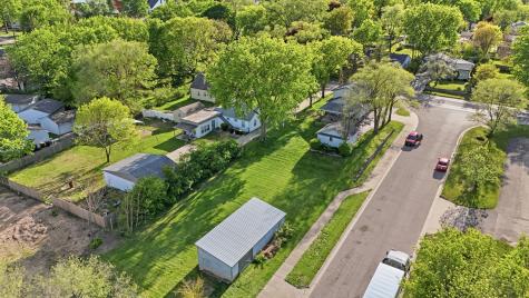 2812 20TH Street Rockford IL 61109