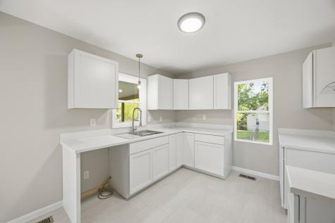2812 20TH Street Rockford IL 61109