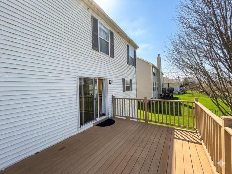 966 Forestview Way Antioch IL 60002