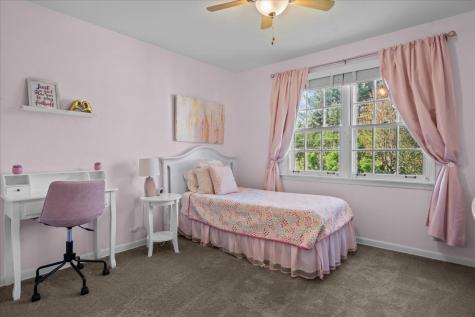 927 Holly Court Deerfield IL 60015