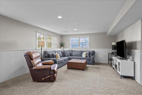 927 Holly Court Deerfield IL 60015