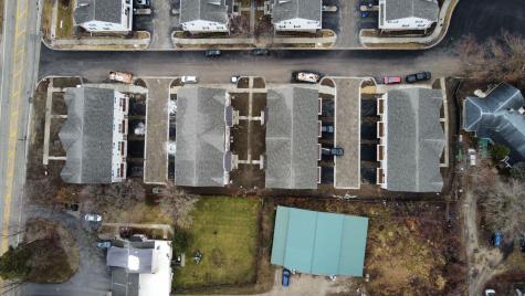 184 Eli Court Des Plaines IL 60016