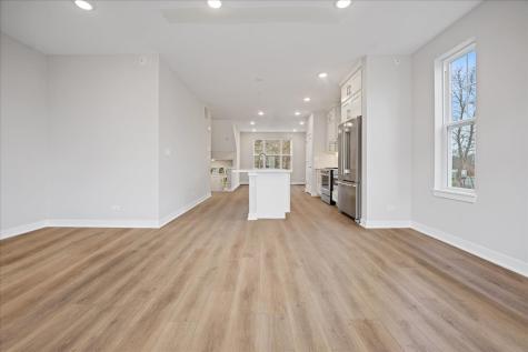 184 Eli Court Des Plaines IL 60016