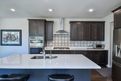 653 Riverbank Drive Geneva IL 60134