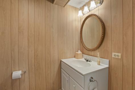 1227 North Ashley Lane Addison IL 60101