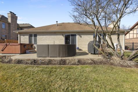 1227 North Ashley Lane Addison IL 60101