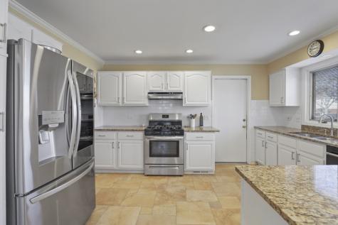 1227 North Ashley Lane Addison IL 60101