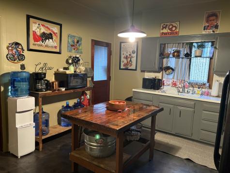 802 Paddock Avenue Ashton IL 61006