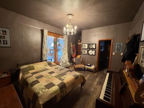 802 Paddock Avenue Ashton IL 61006