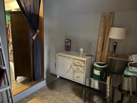 802 Paddock Avenue Ashton IL 61006