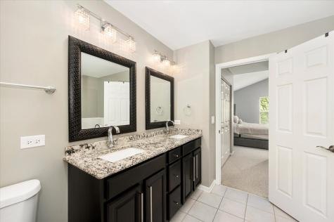5564 Cloverdale Road Hanover Park IL 60133