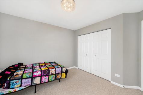 5564 Cloverdale Road Hanover Park IL 60133