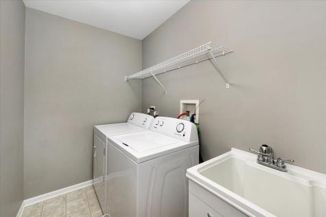 5564 Cloverdale Road Hanover Park IL 60133