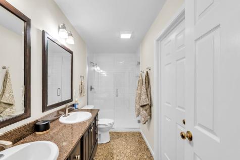 255 Midlane Drive Crystal Lake IL 60012