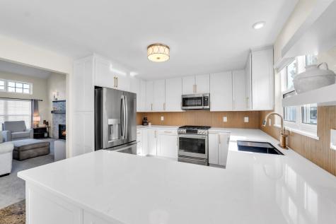 255 Midlane Drive Crystal Lake IL 60012
