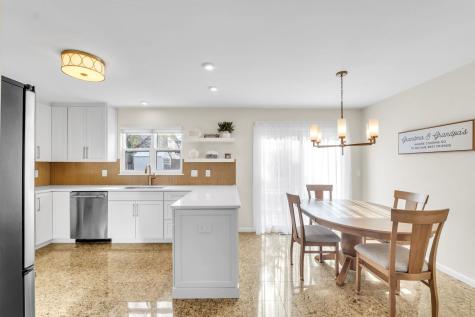255 Midlane Drive Crystal Lake IL 60012