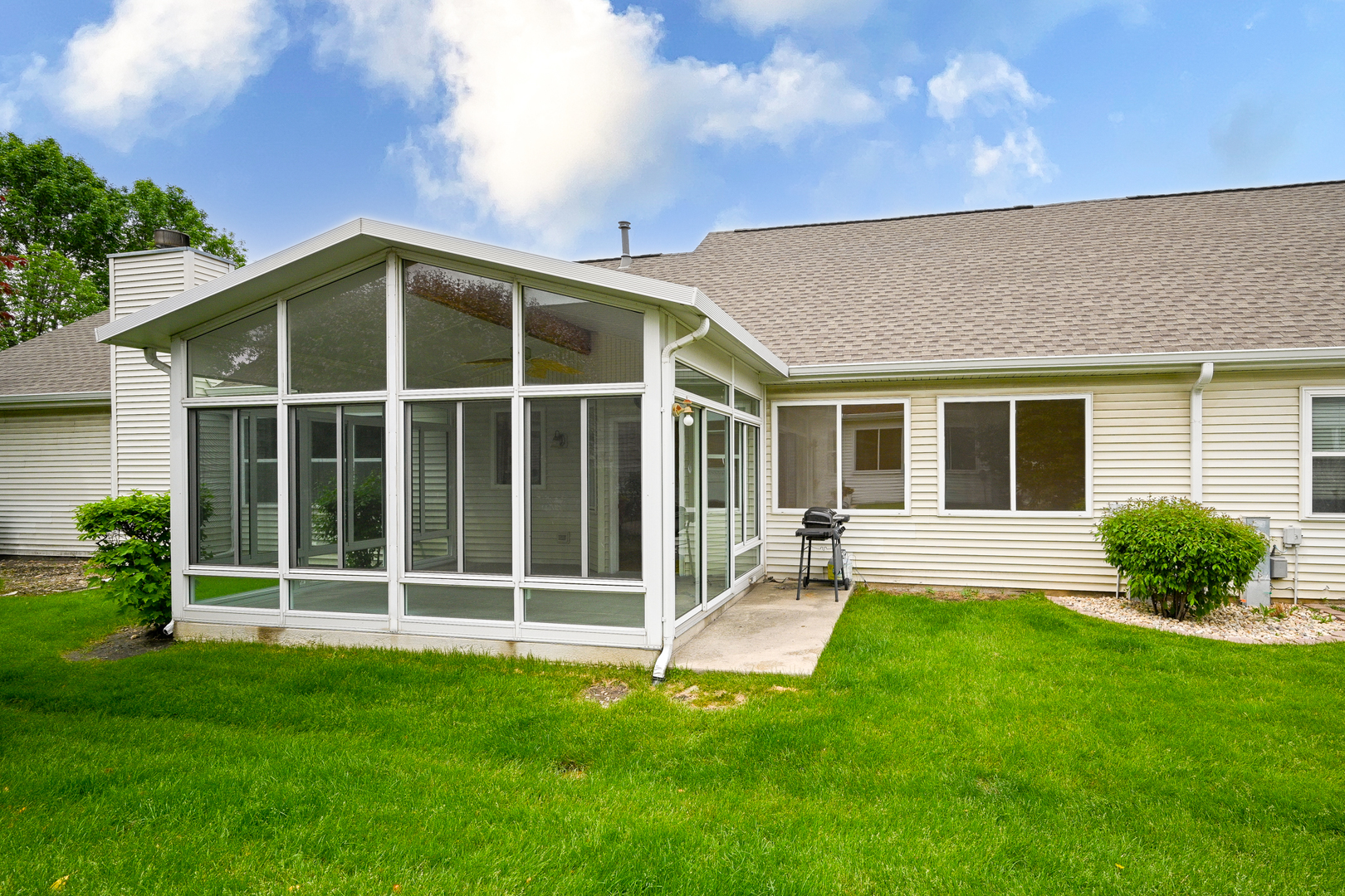 20827 West Honeysuckle Court Plainfield IL 60544
