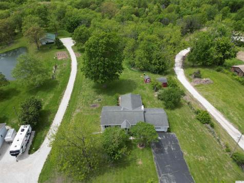 1183 East 1330th Street Quincy IL 62305