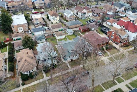 6514 Sinclair Avenue Berwyn IL 60402