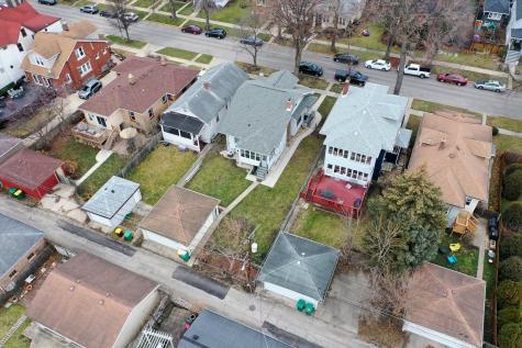 6514 Sinclair Avenue Berwyn IL 60402