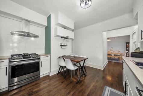 6514 Sinclair Avenue Berwyn IL 60402