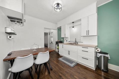 6514 Sinclair Avenue Berwyn IL 60402