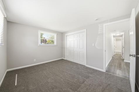 58 Golfview Lane Carpentersville IL 60110