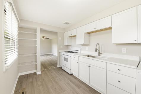 58 Golfview Lane Carpentersville IL 60110