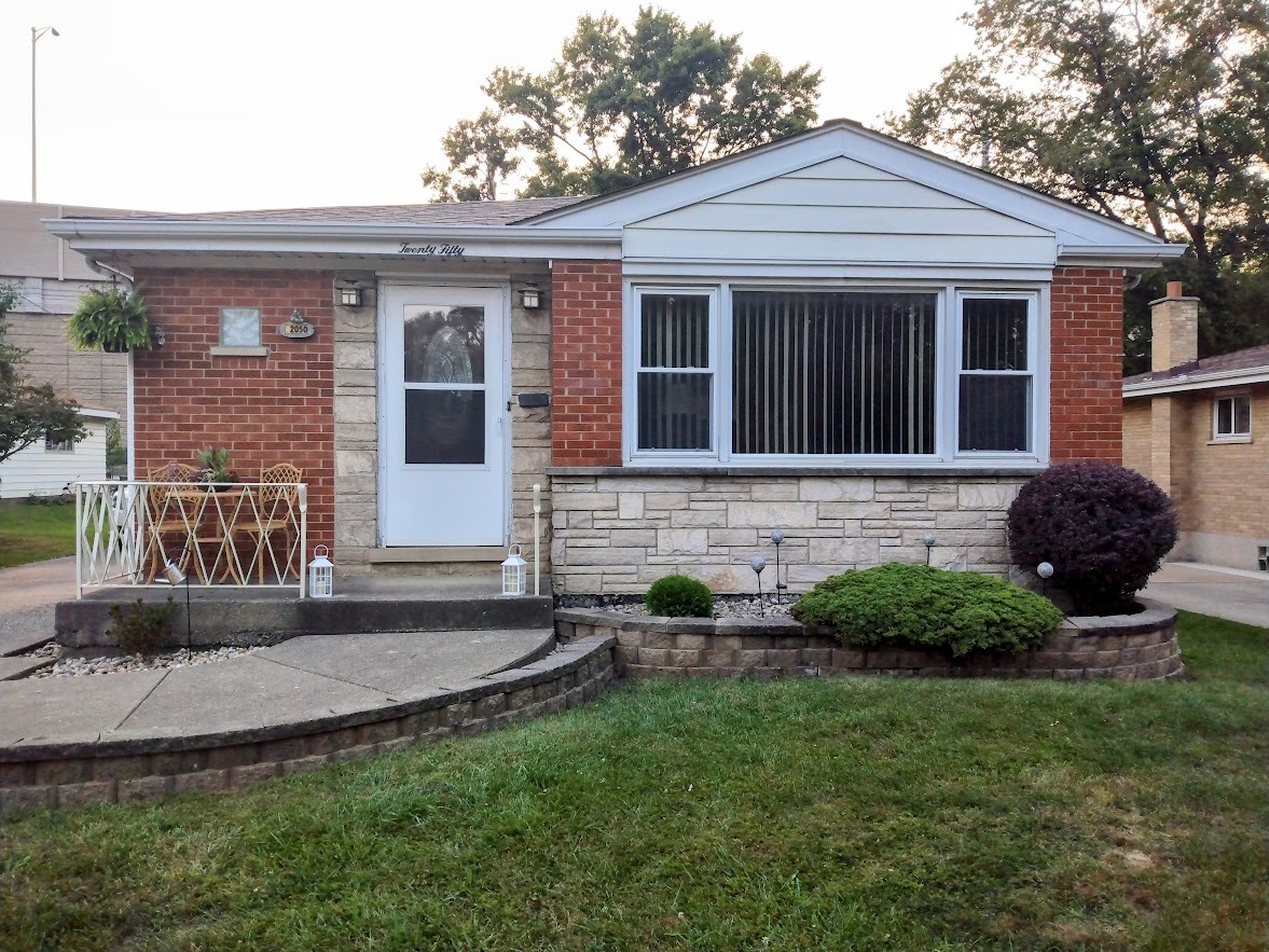 2050 Atwood Avenue Berkeley IL 60163