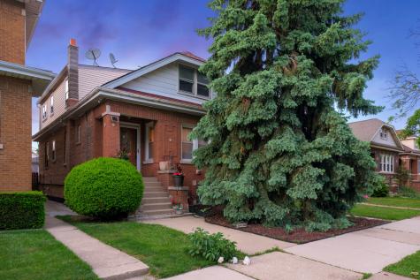 5438 West Melrose Street Chicago IL 60641