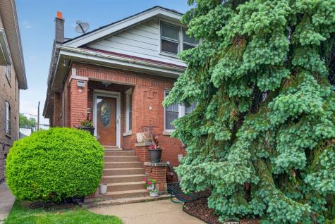 5438 West Melrose Street Chicago IL 60641