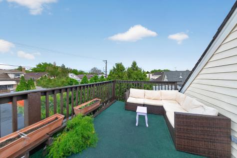5438 West Melrose Street Chicago IL 60641