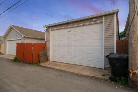 5438 West Melrose Street Chicago IL 60641