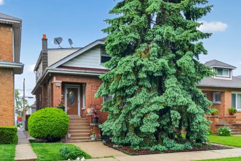 5438 West Melrose Street Chicago IL 60641