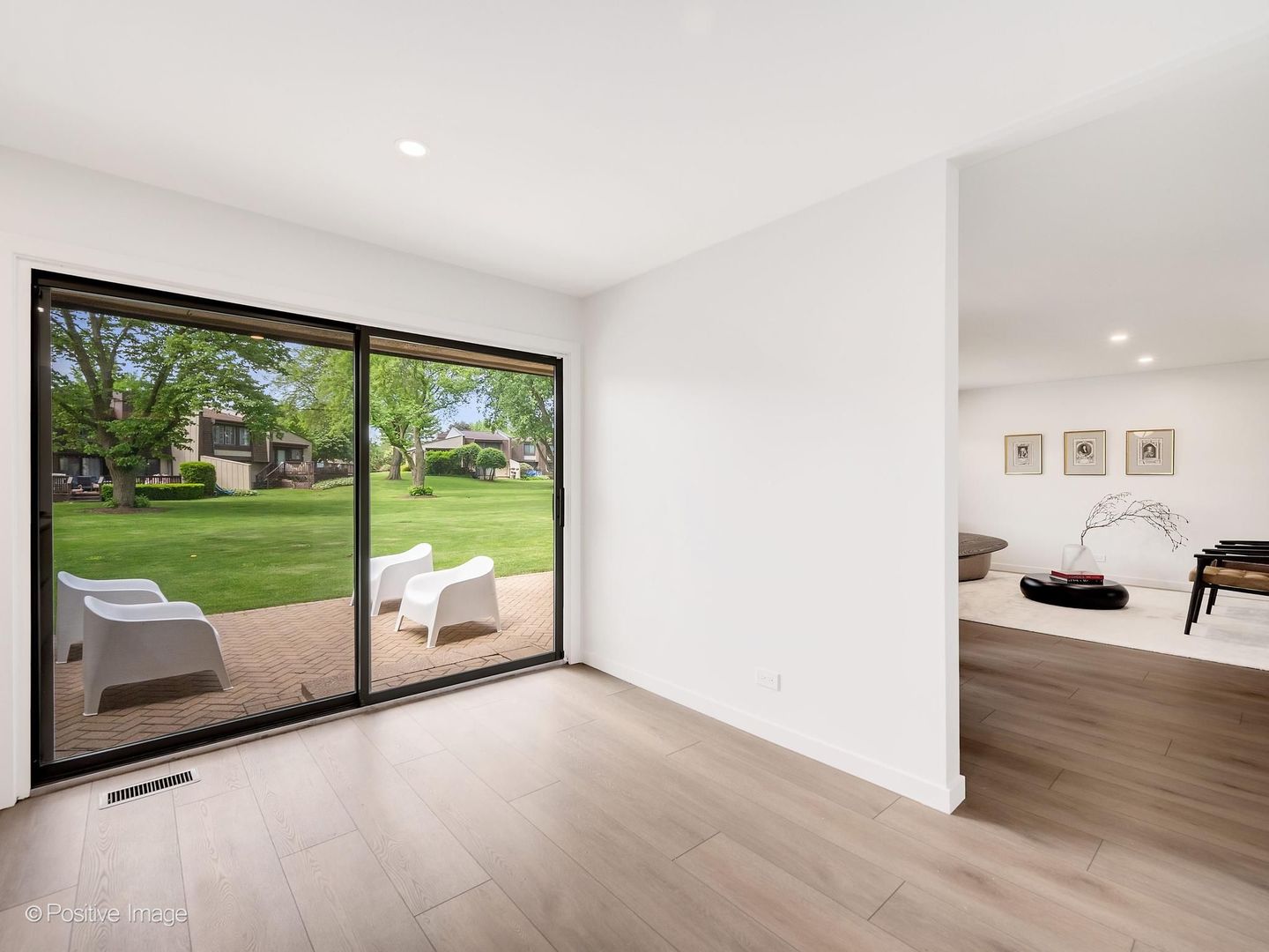 170 Cascade Drive Indian Head Park IL 60525