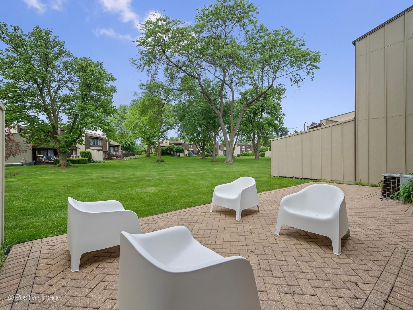170 Cascade Drive Indian Head Park IL 60525