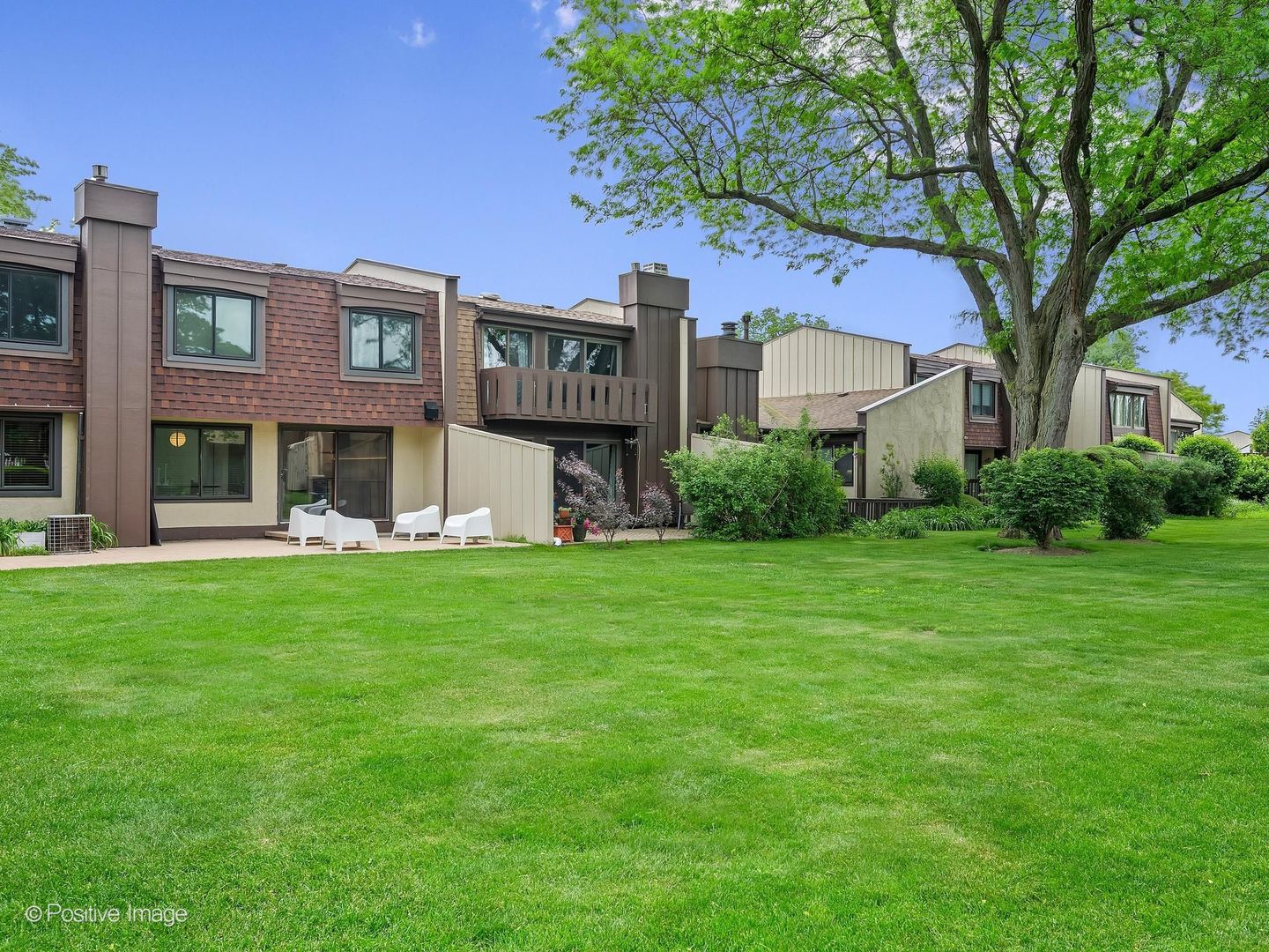 170 Cascade Drive Indian Head Park IL 60525