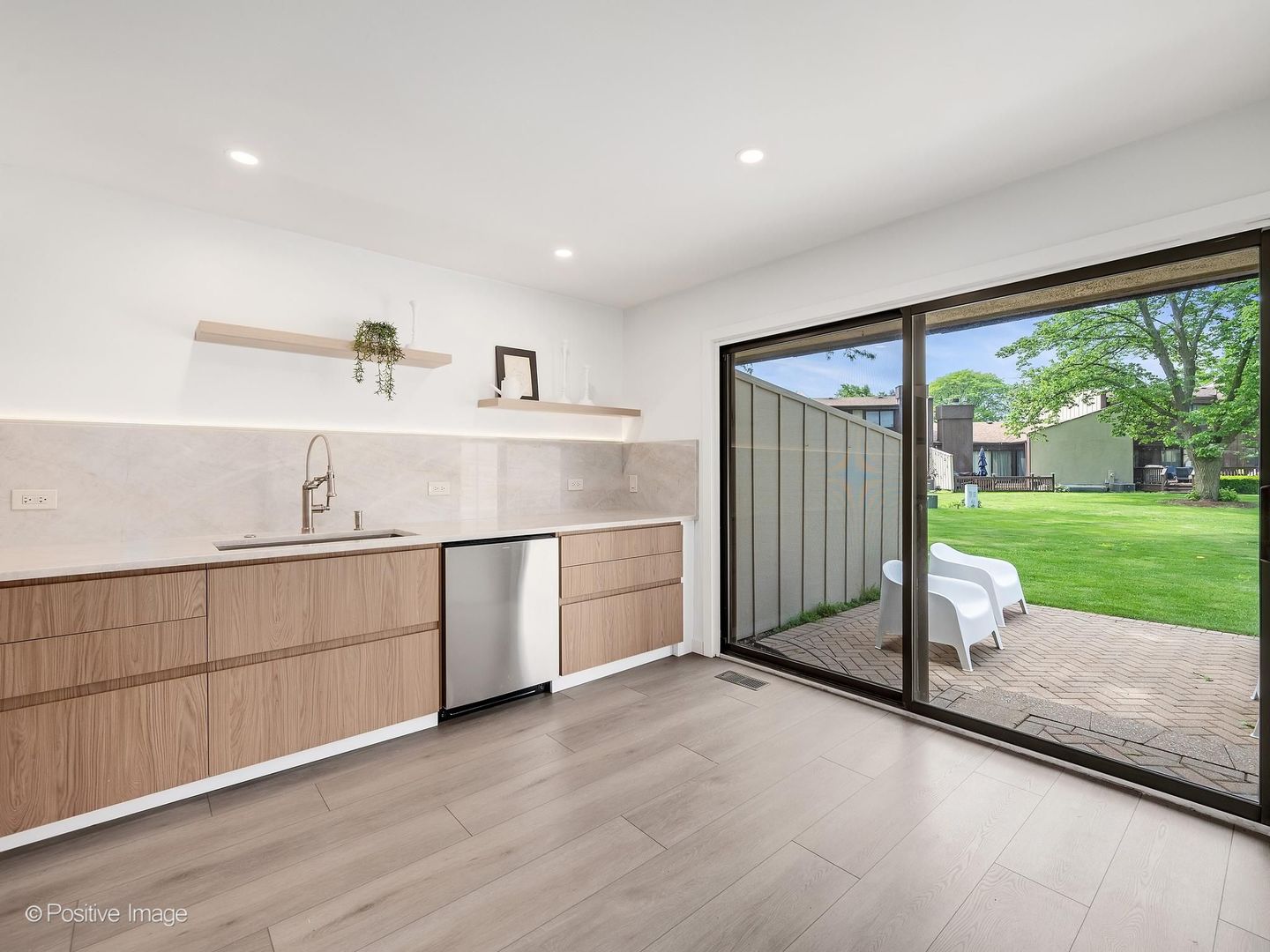 170 Cascade Drive Indian Head Park IL 60525