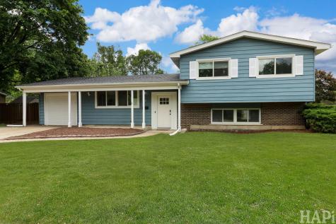 201 Berkshire Drive Crystal Lake IL 60014