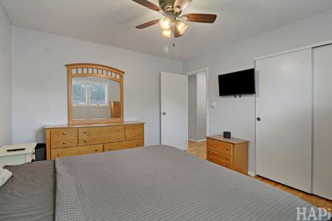 201 Berkshire Drive Crystal Lake IL 60014