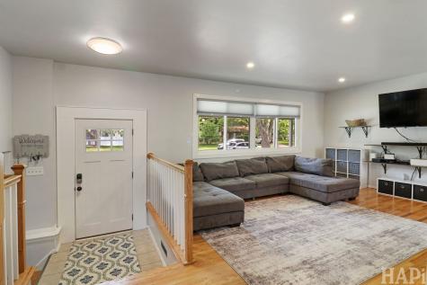 201 Berkshire Drive Crystal Lake IL 60014