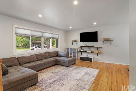 201 Berkshire Drive Crystal Lake IL 60014